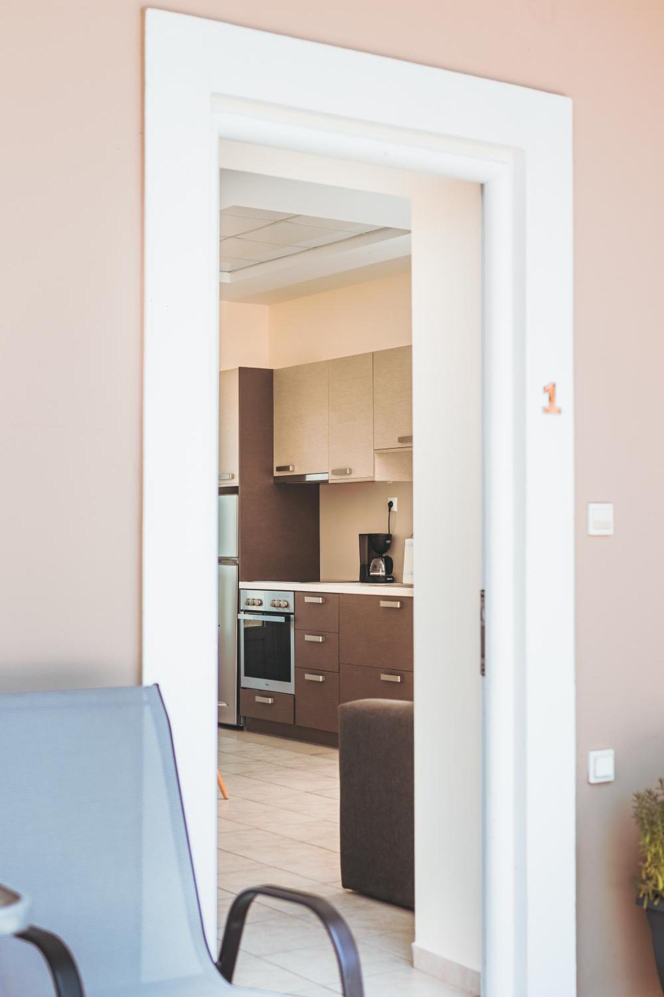 Plakoures Home Kounoupidhianá Exteriör bild